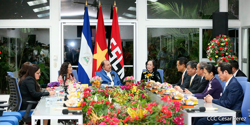 delegacion-vietnam-encuentro-presidente-daniel-ortega-rosario-murillo
